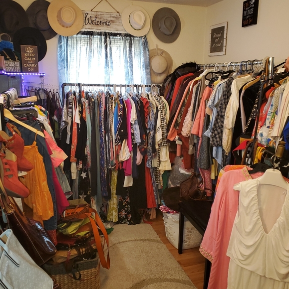 Ladybug5626 Dresses & Skirts - Live show